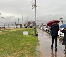 İzmir İçin Kuvvetli Sağanak ve Gök Gürültülü Yağış Uyarısı (29 Eylül 2025)